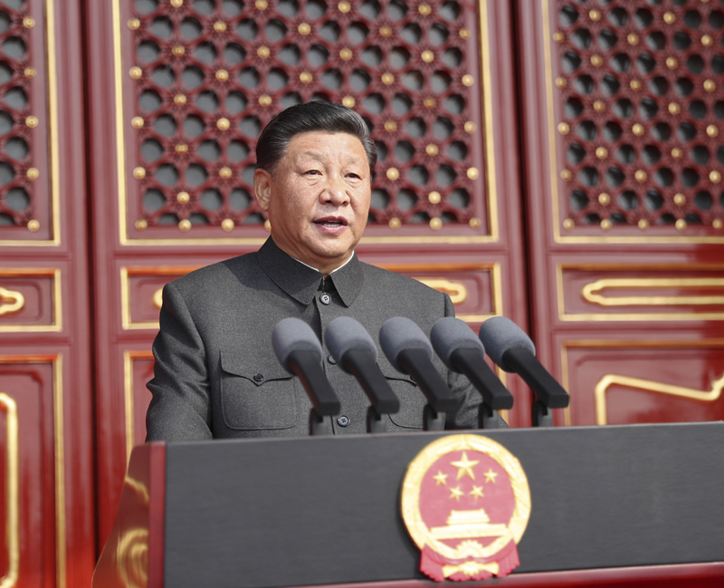 10月1日上午，慶祝中華人民共和國(guó)成立70周年大會(huì)在北京天安門(mén)廣場(chǎng)隆重舉行。中共中央總書(shū)記、國(guó)家主席、中央軍委主席習(xí)近平發(fā)表重要講話。